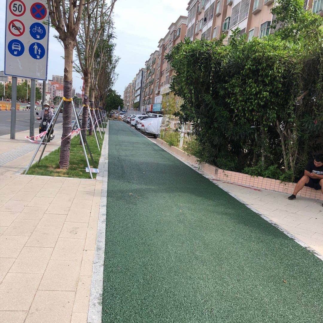人行道彩色沥青路面施工
